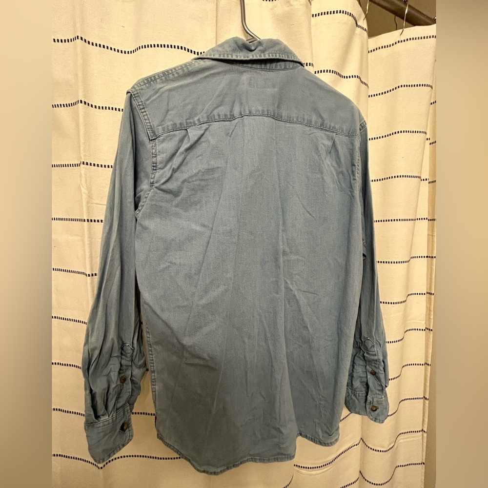 Small Wrangler button up. - Picture 2 of 4